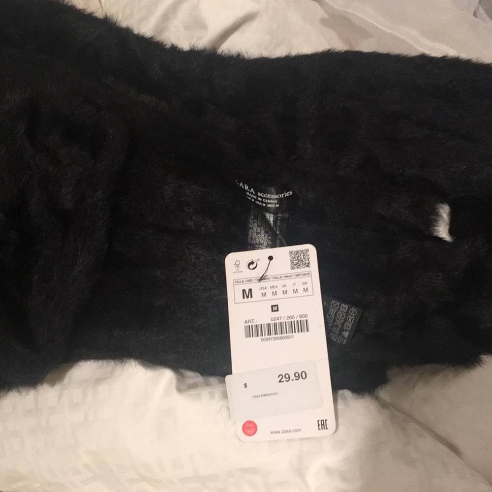 Long super soft and fuzzy Zara scarf!